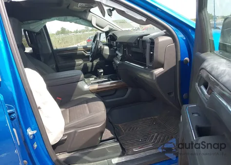 2023 Chevrolet Silverado 1500 4Wd Short Bed Lt Trail Boss z USA, uszkodzony, nr VIN 3GCUDFED4PG355053